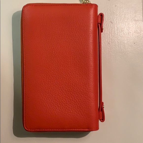 Tory Burch Poppy Clutch Wallet. - Picture 3 of 6